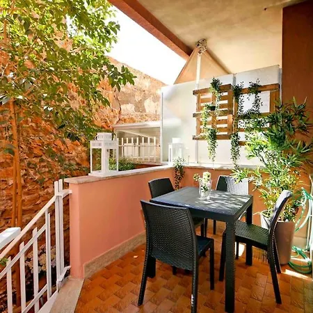 Charming Patio Trastevere *