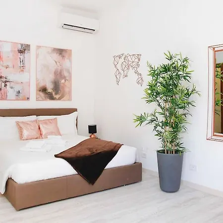 Appartamento Charming Patio Trastevere Roma