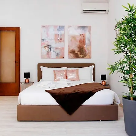 Apartment Charming Patio Trastevere -topcollection Rome